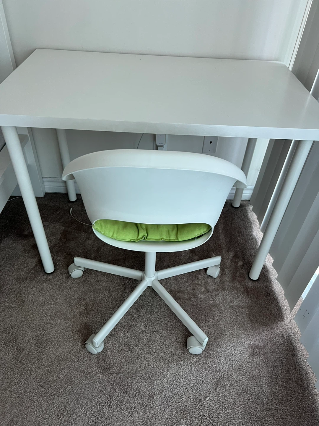 White Swivel Desk Chair with Green Cushion