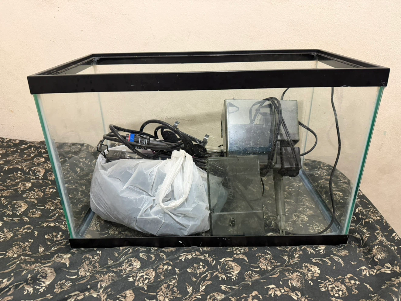 Fluval Aquarium Light & Filter Set