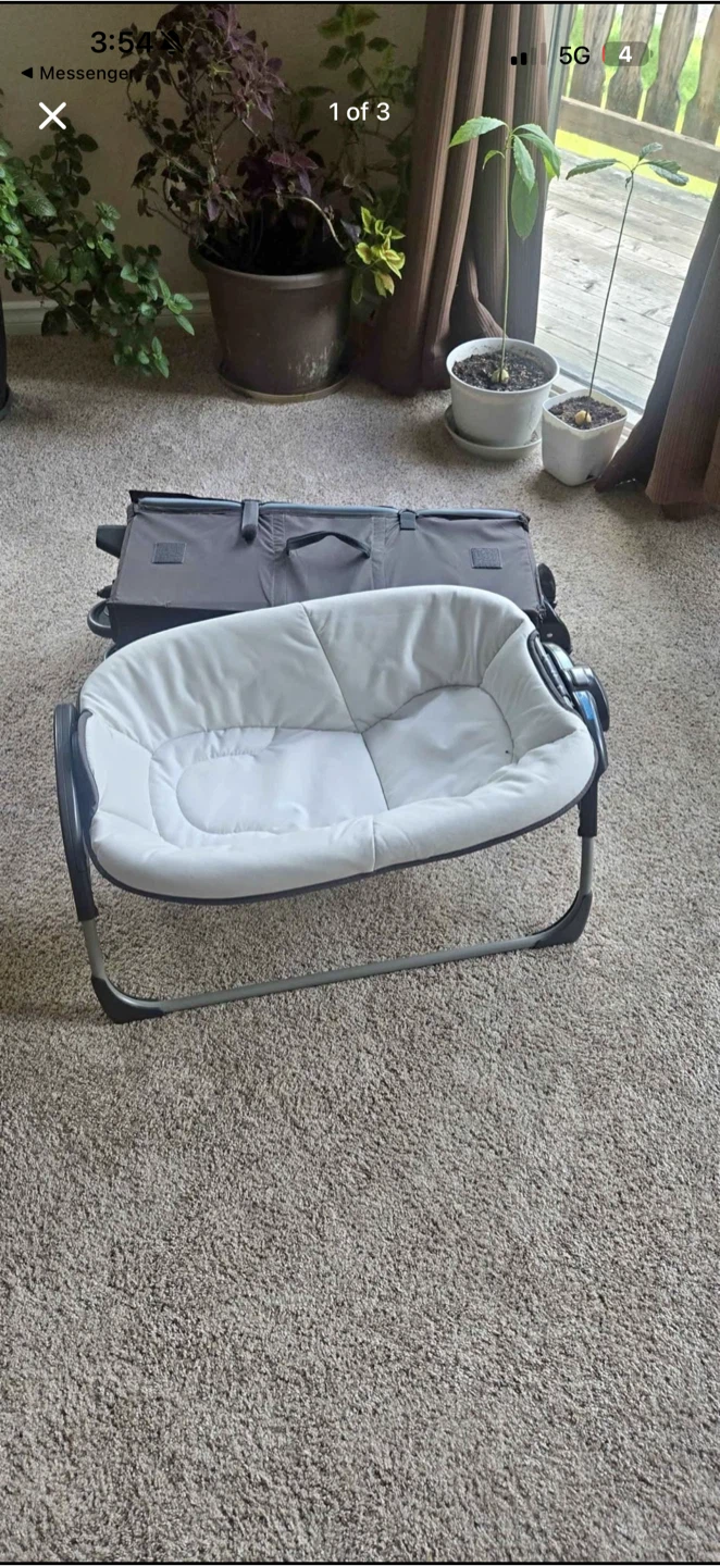 Graco Pack 'n Play with Bassinet and Changing Station - photo 5