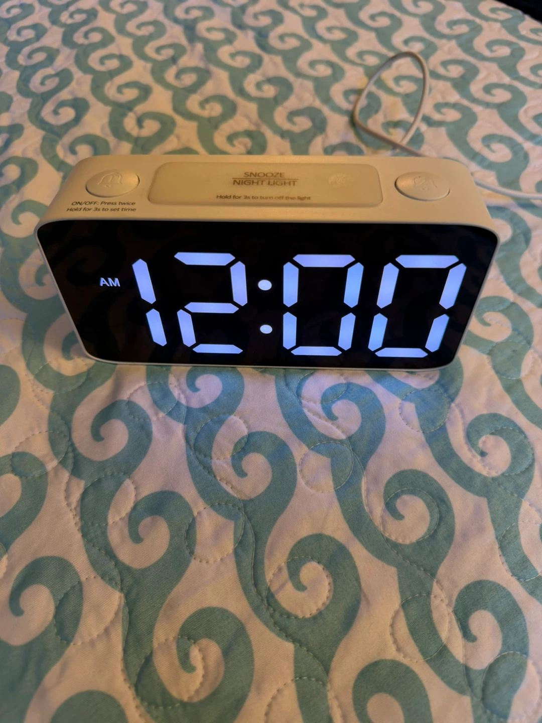 Digital Alarm Clock with Snooze and Night Light - photo 2