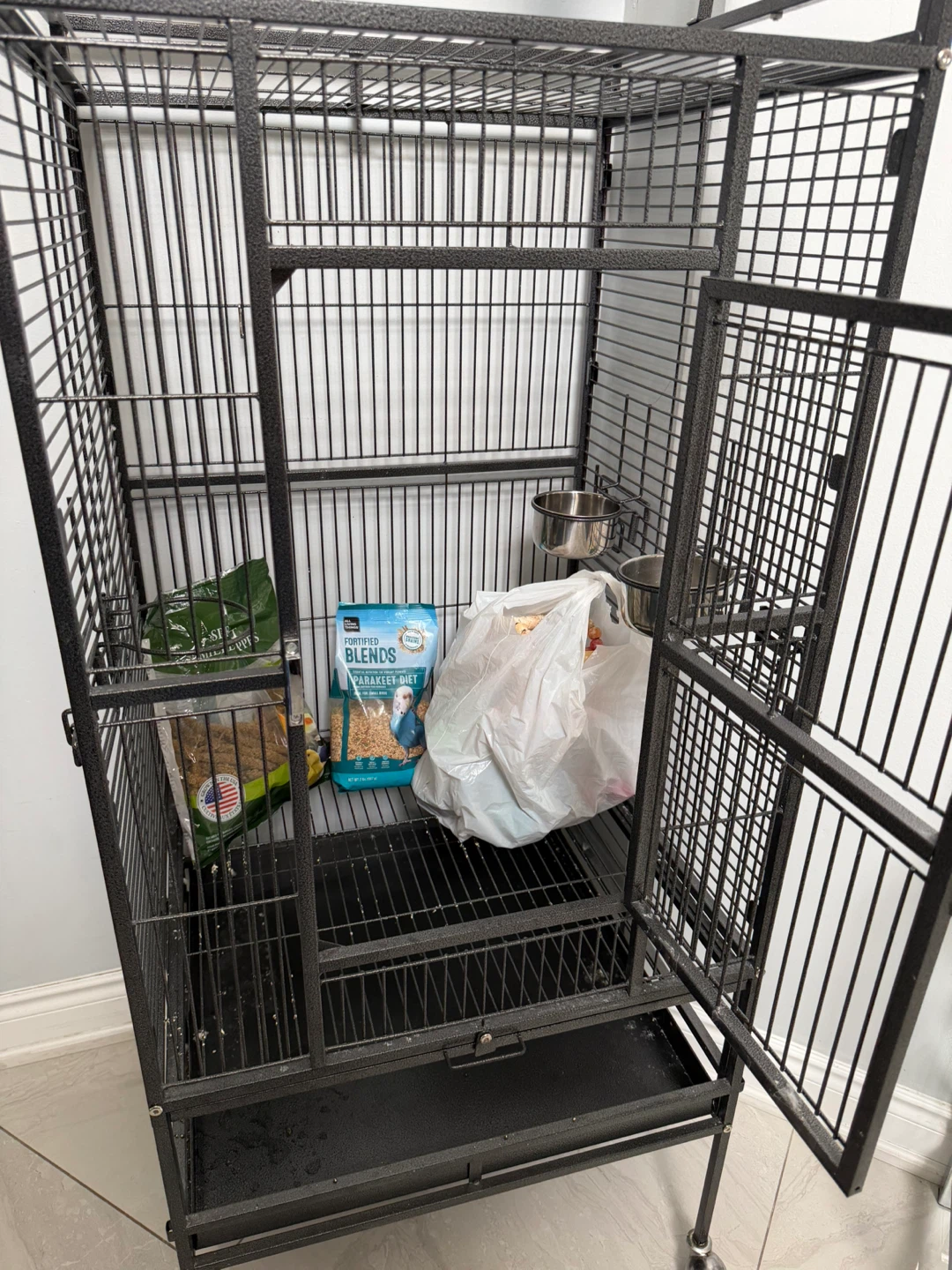Large Bird Cage with Accessories and Food - photo 5