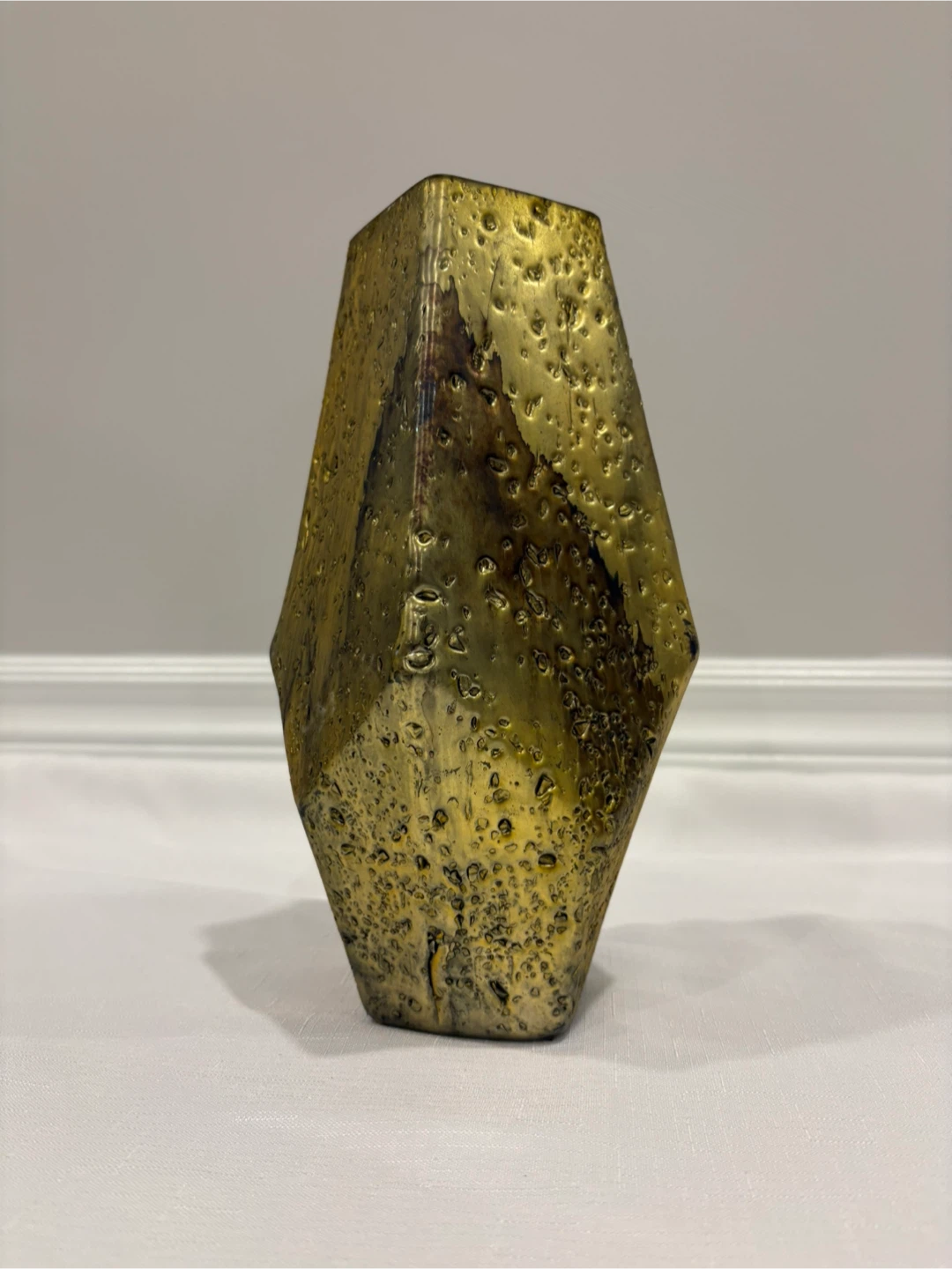 Gold Textured Geometric Glass Vase