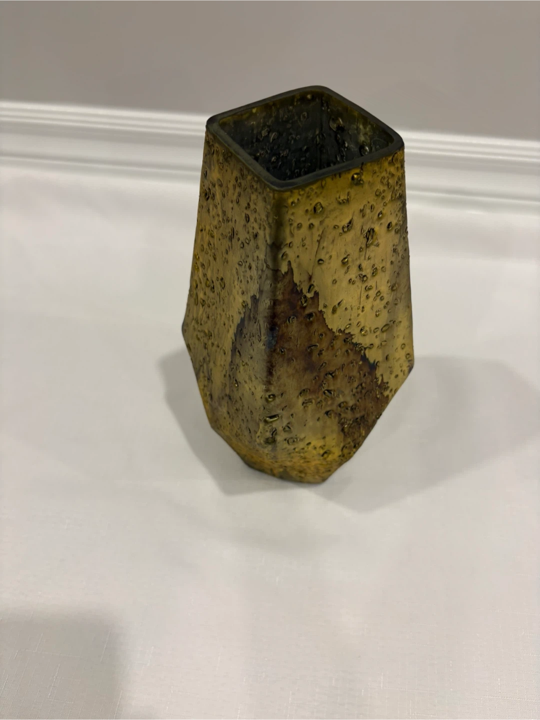 Gold Textured Geometric Glass Vase - photo 2