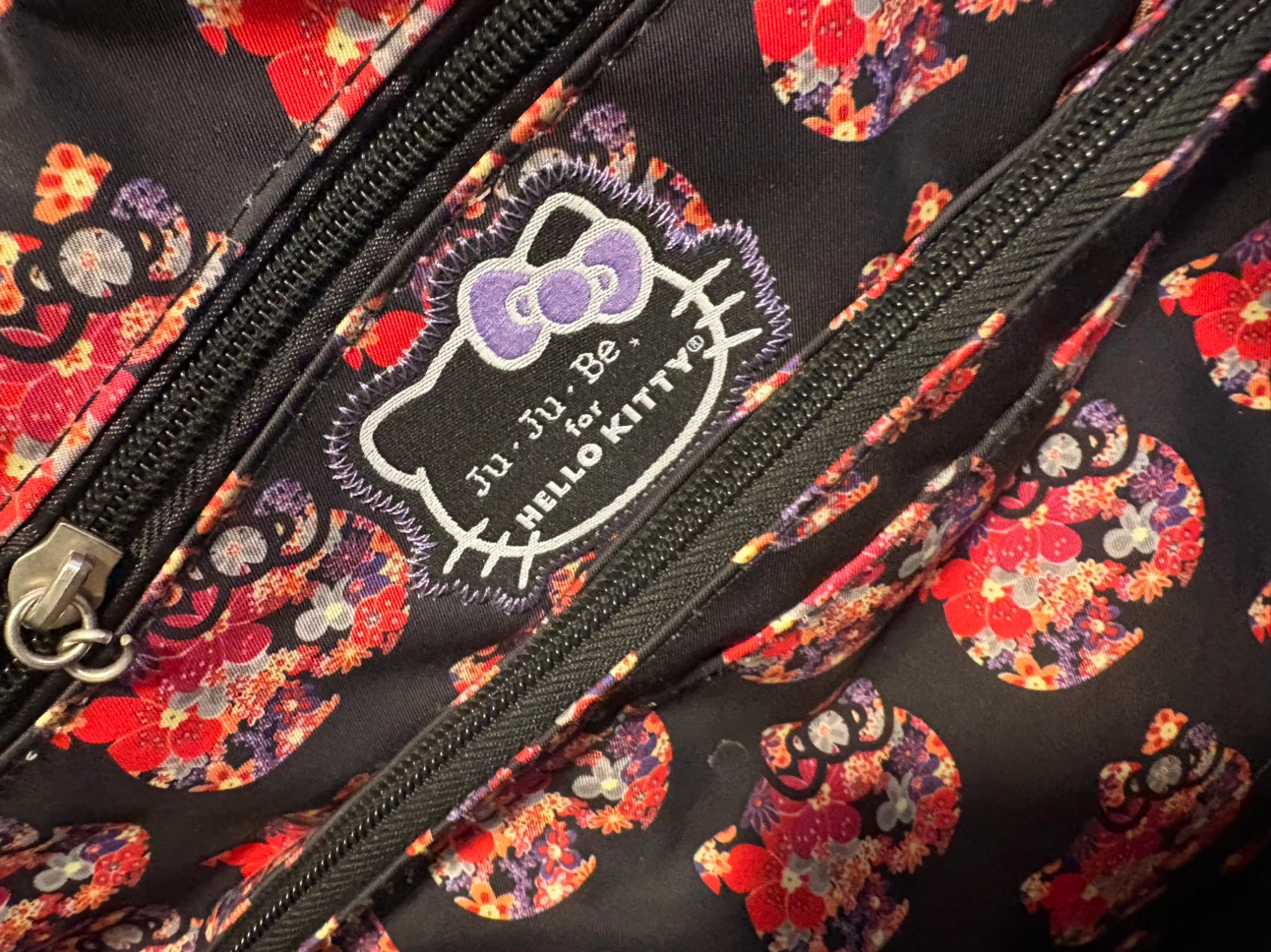 Ju-Ju-Be Hello Kitty Diaper Bag - photo 2
