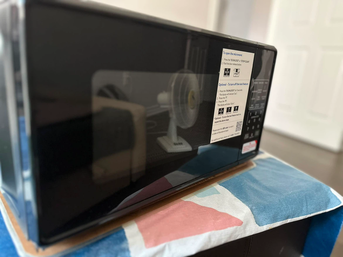 Black Microwave oven 0.7 cuft - photo 3
