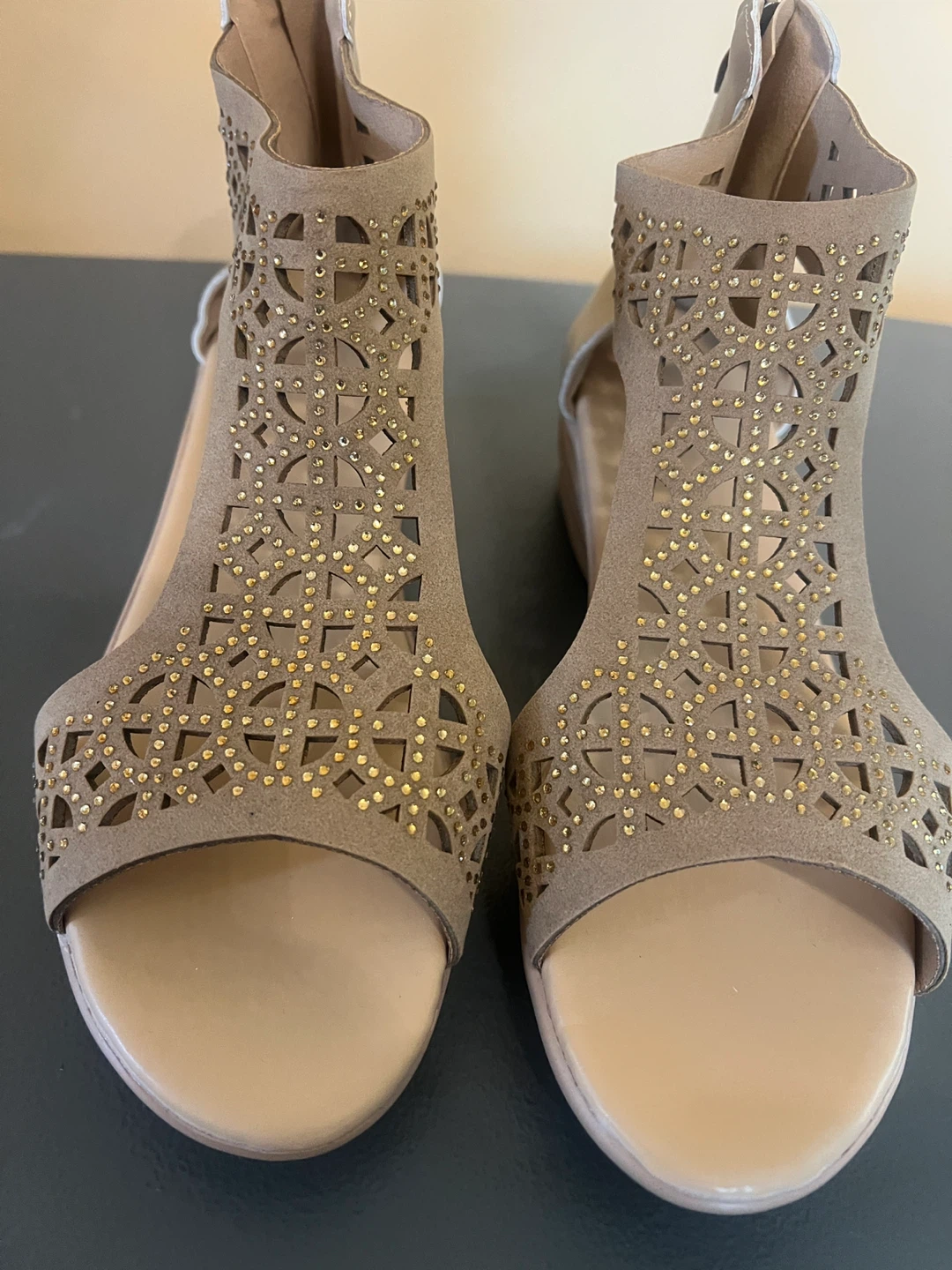 Gold Cut-Out Zipper Wedge Sandals - photo 2