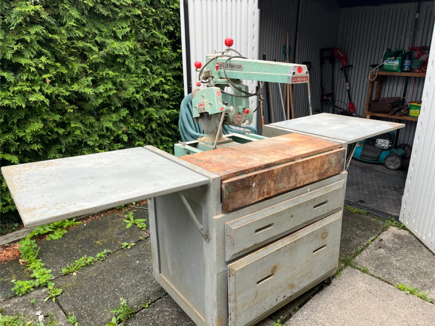 DeWalt Radial Arm Saw