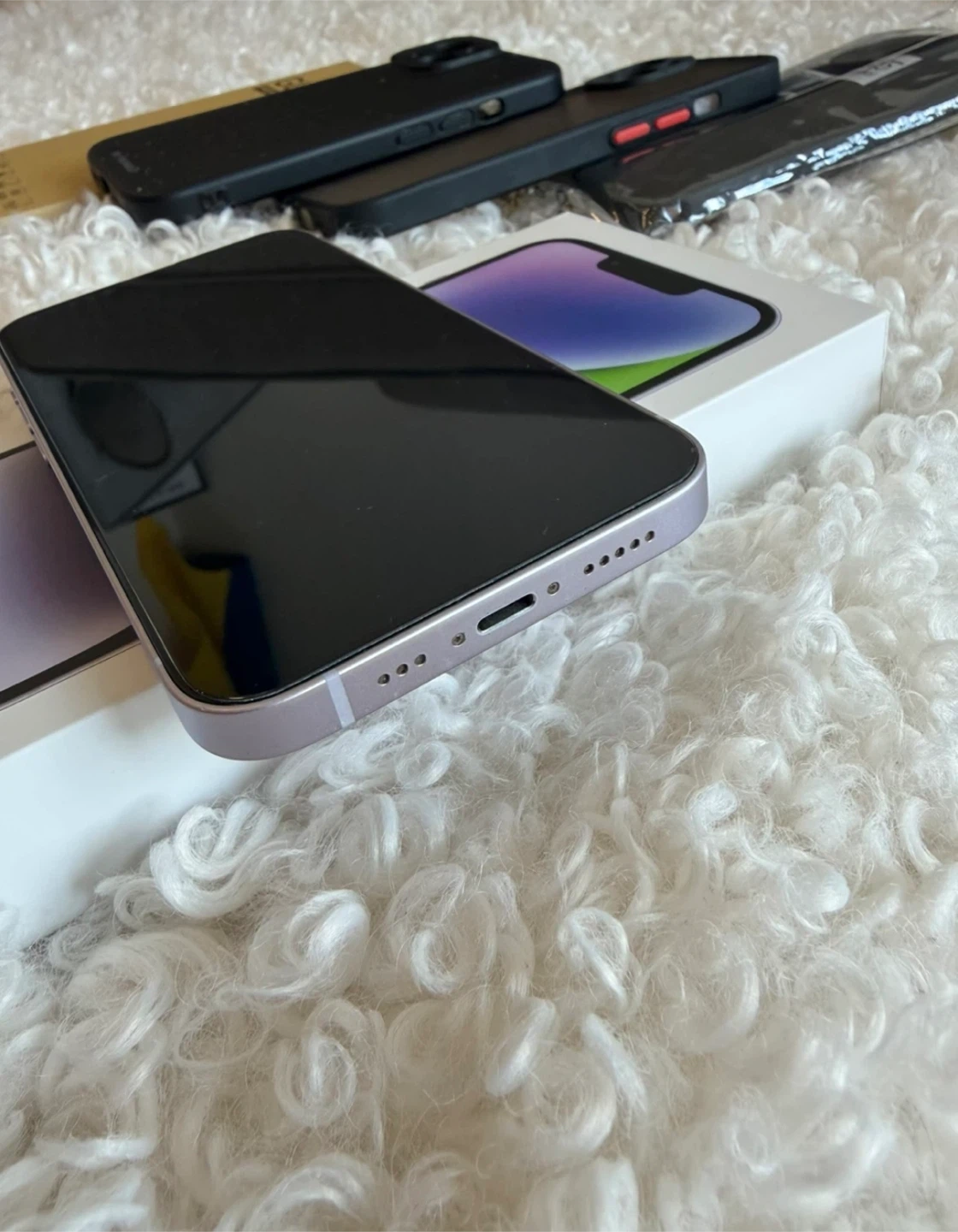 iPhone 14 - photo 4