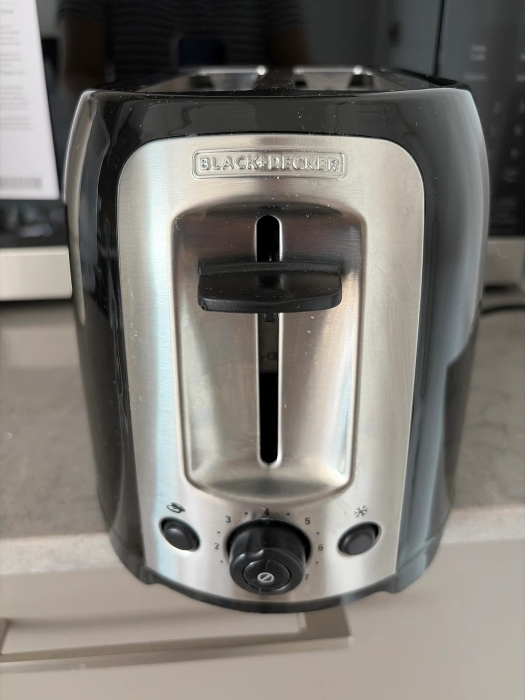 Black + Decker 2-Slice Toaster
