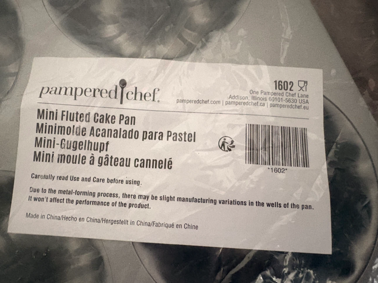 Pampered Chef Mini Fluted Cake Pan - photo 2