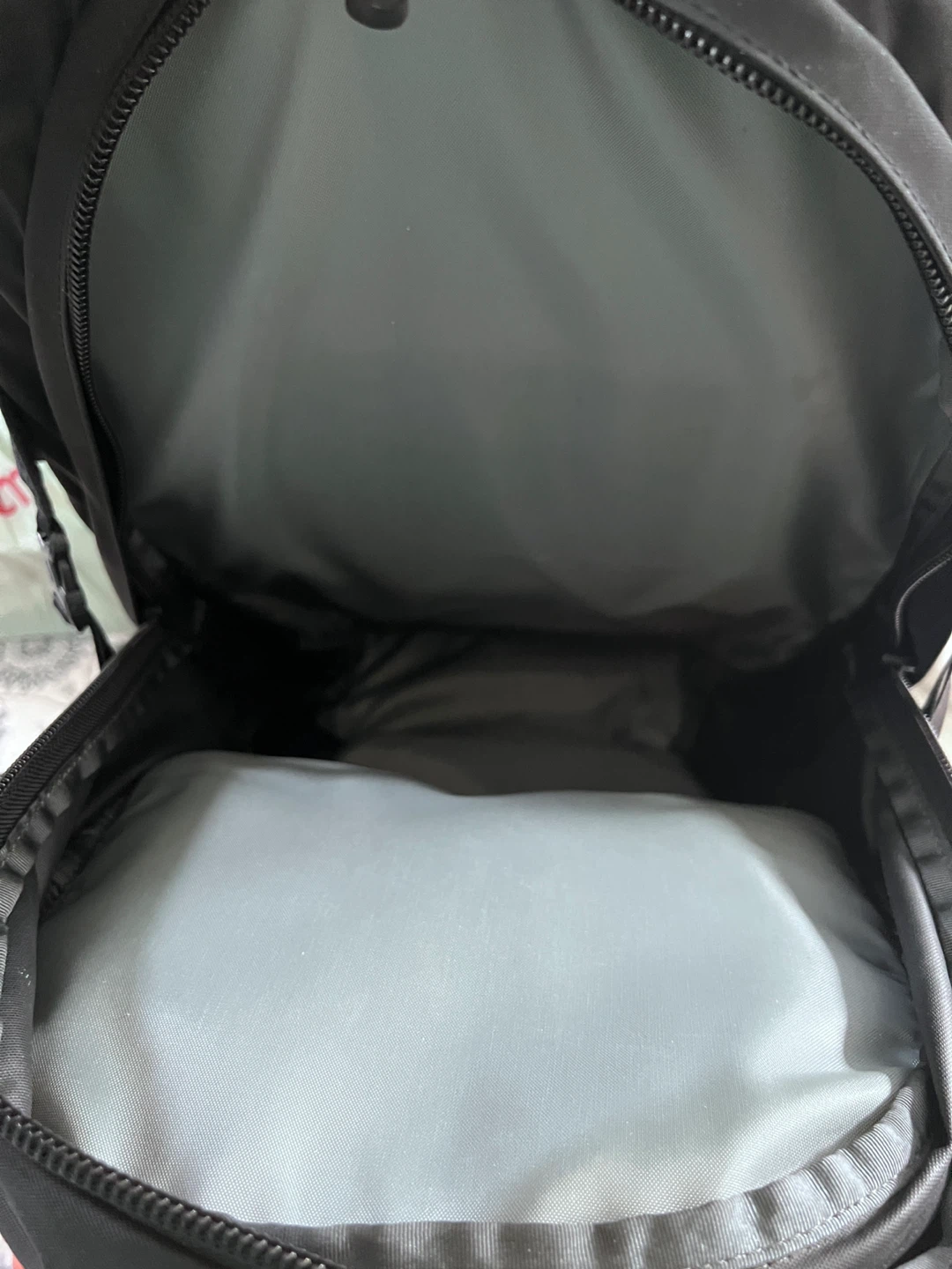The North Face Surge Transit Backpack 30L - photo 4