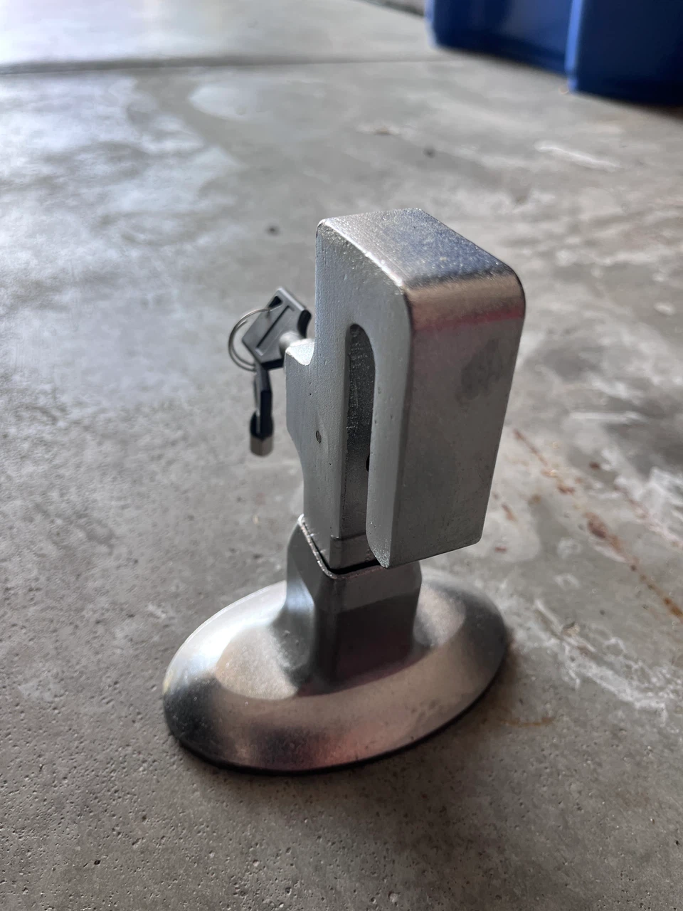 Car Security Lock with Keys - photo 3