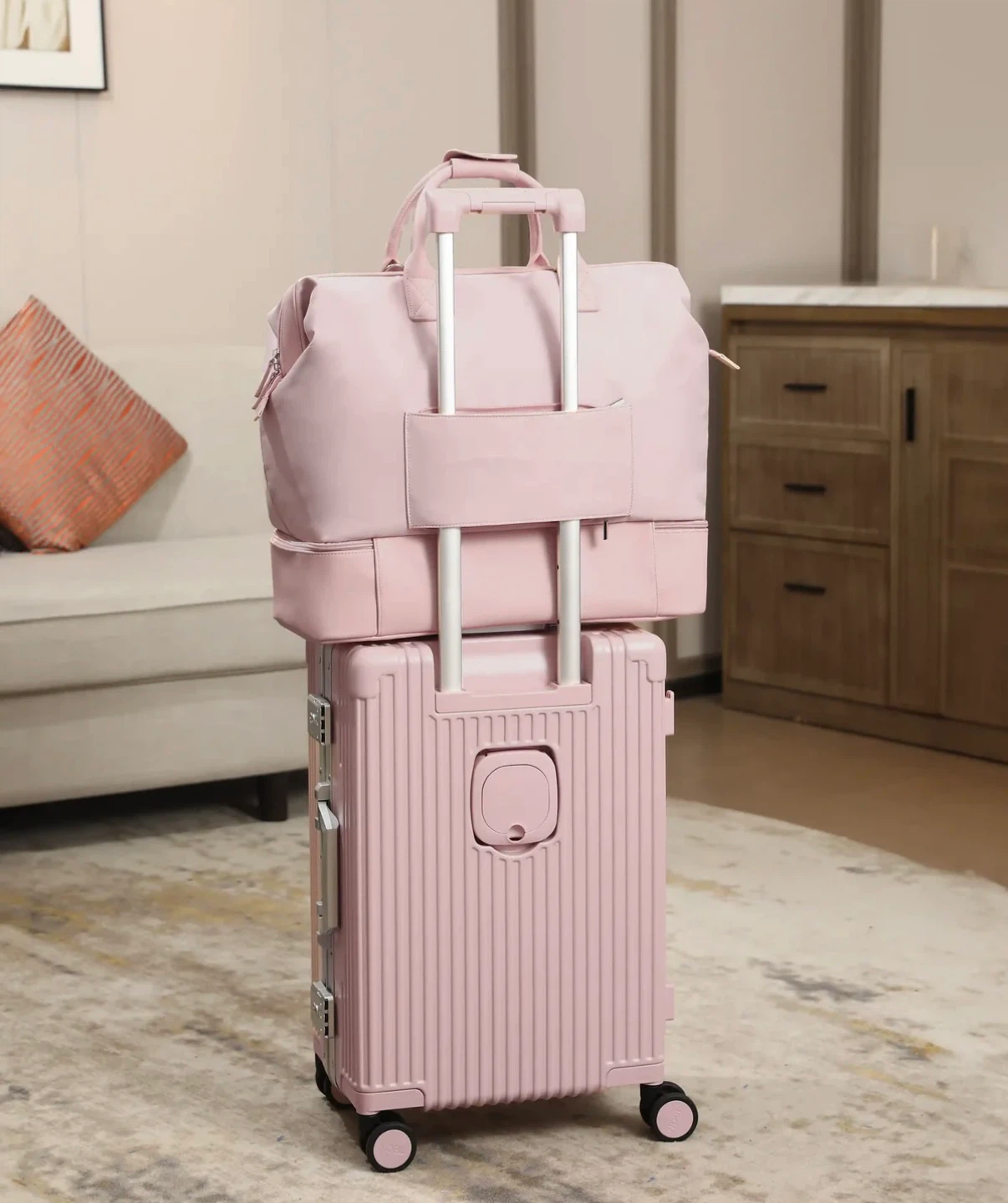 Used only once NOBL PRODUCTS Pink Weekender Bag - photo 4