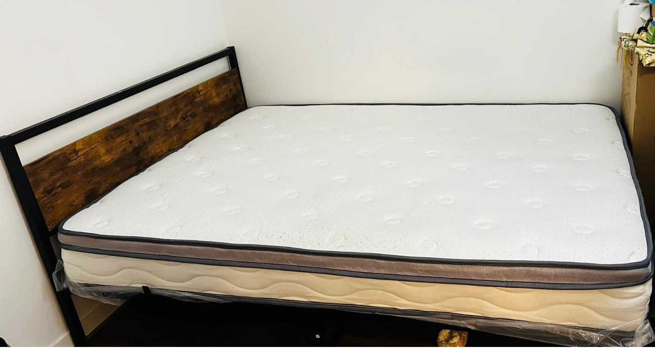 Move out: Industrial Style Metal Bed Frame with Wood Headboard - photo 3