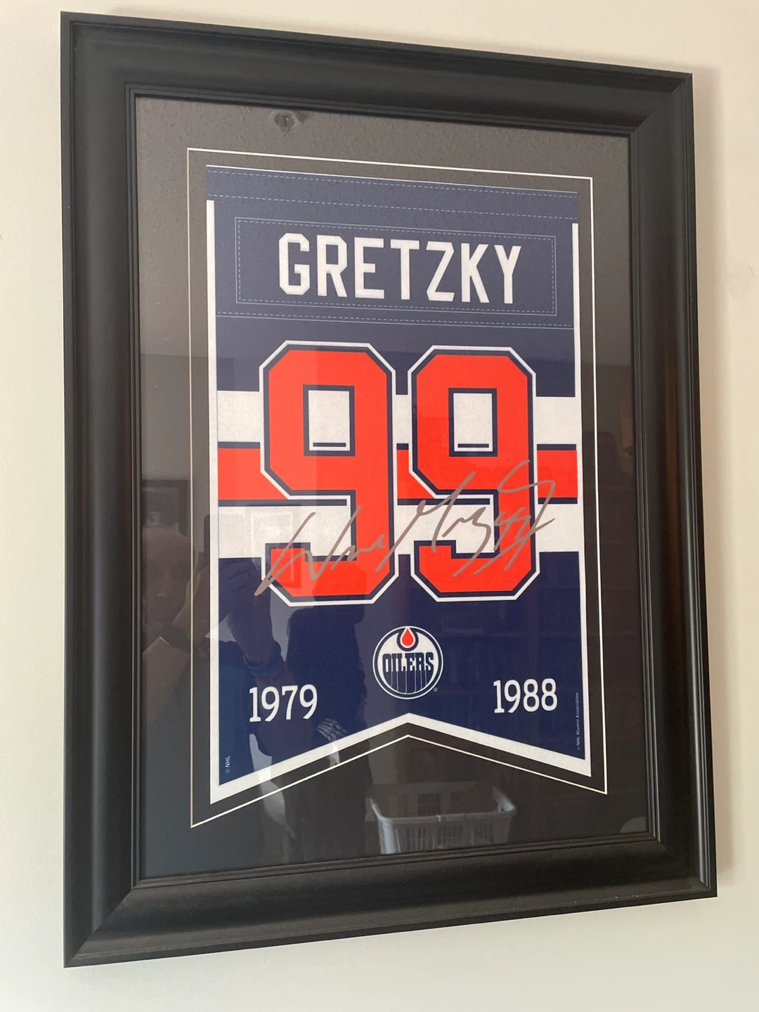 Framed Autographed Oilers banner, Gretzky 1979 - 1988