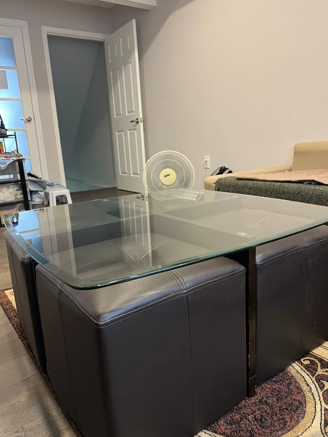 Glass Top Coffee Table with 4 Ottomans - photo 2