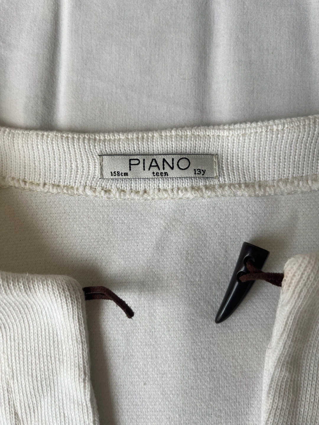 PIANO cardigan sweater cream floral embroidered toggle - photo 2