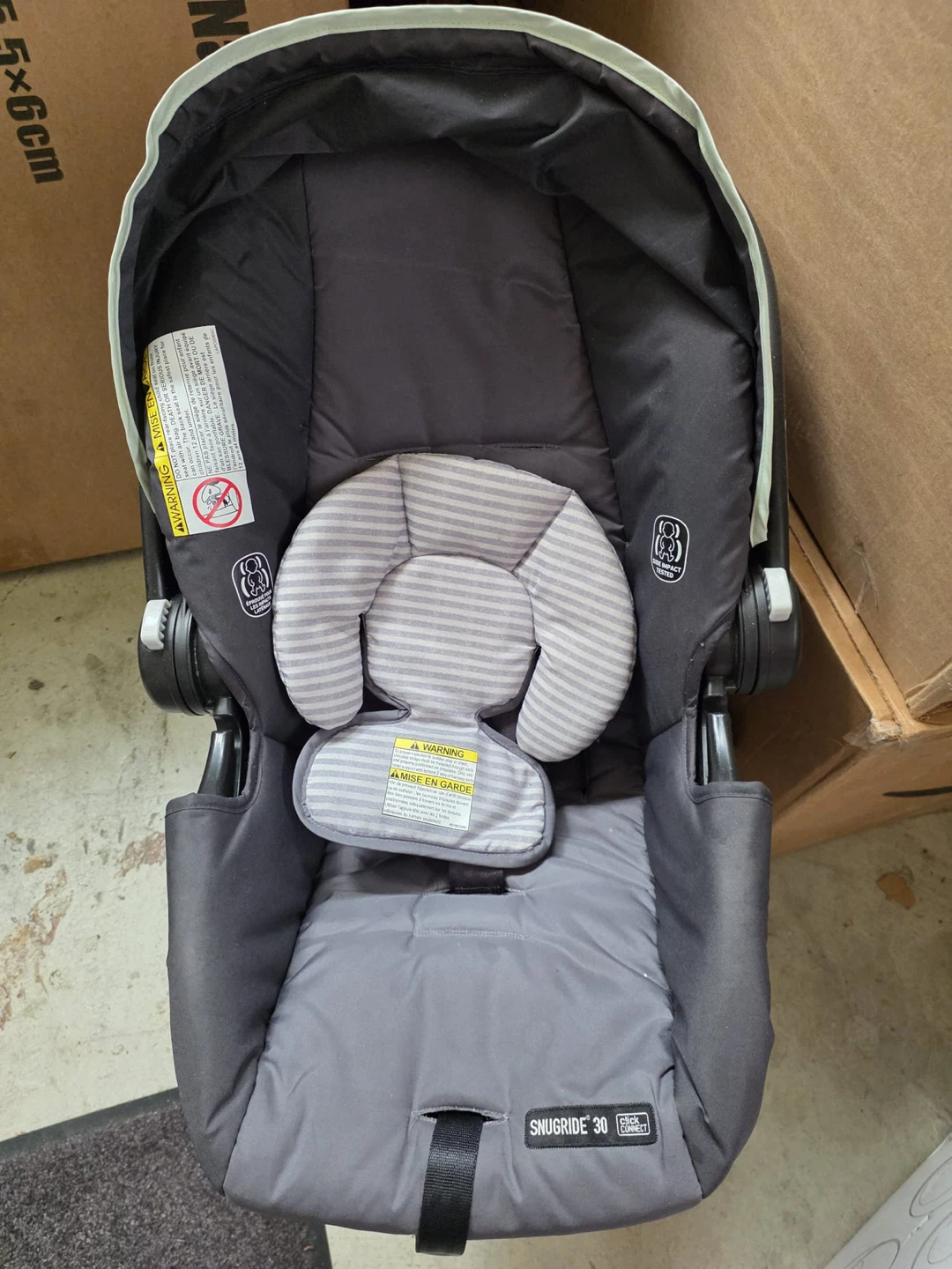Graco SnugRide 30 Infant Car Seat