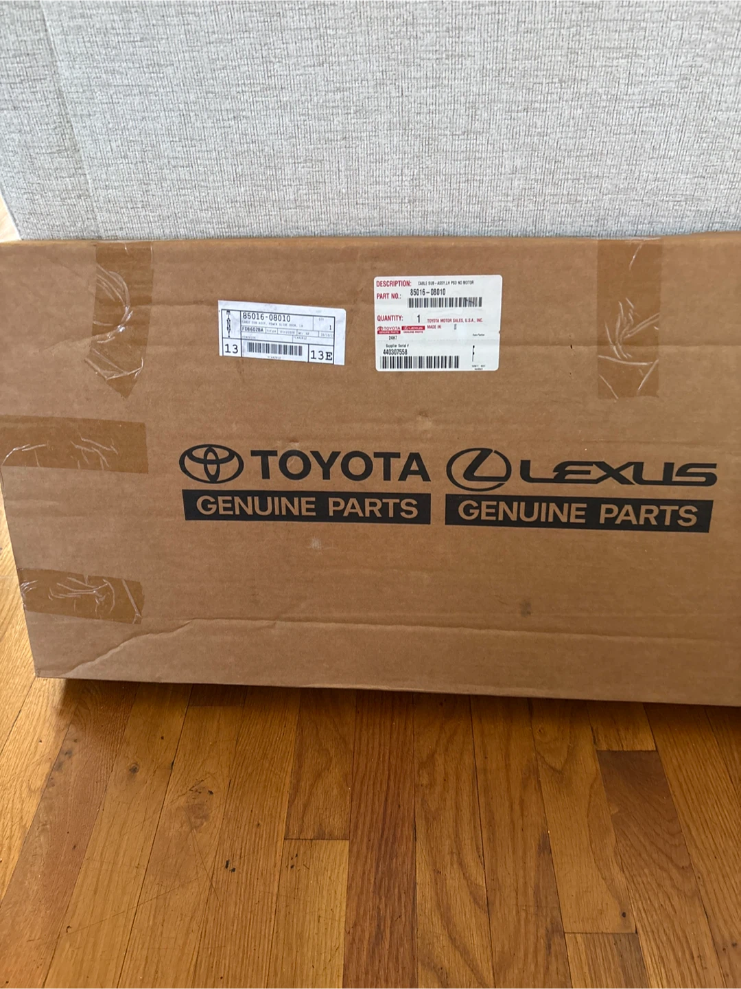 Toyota Lexus Genuine Part 85016-08010