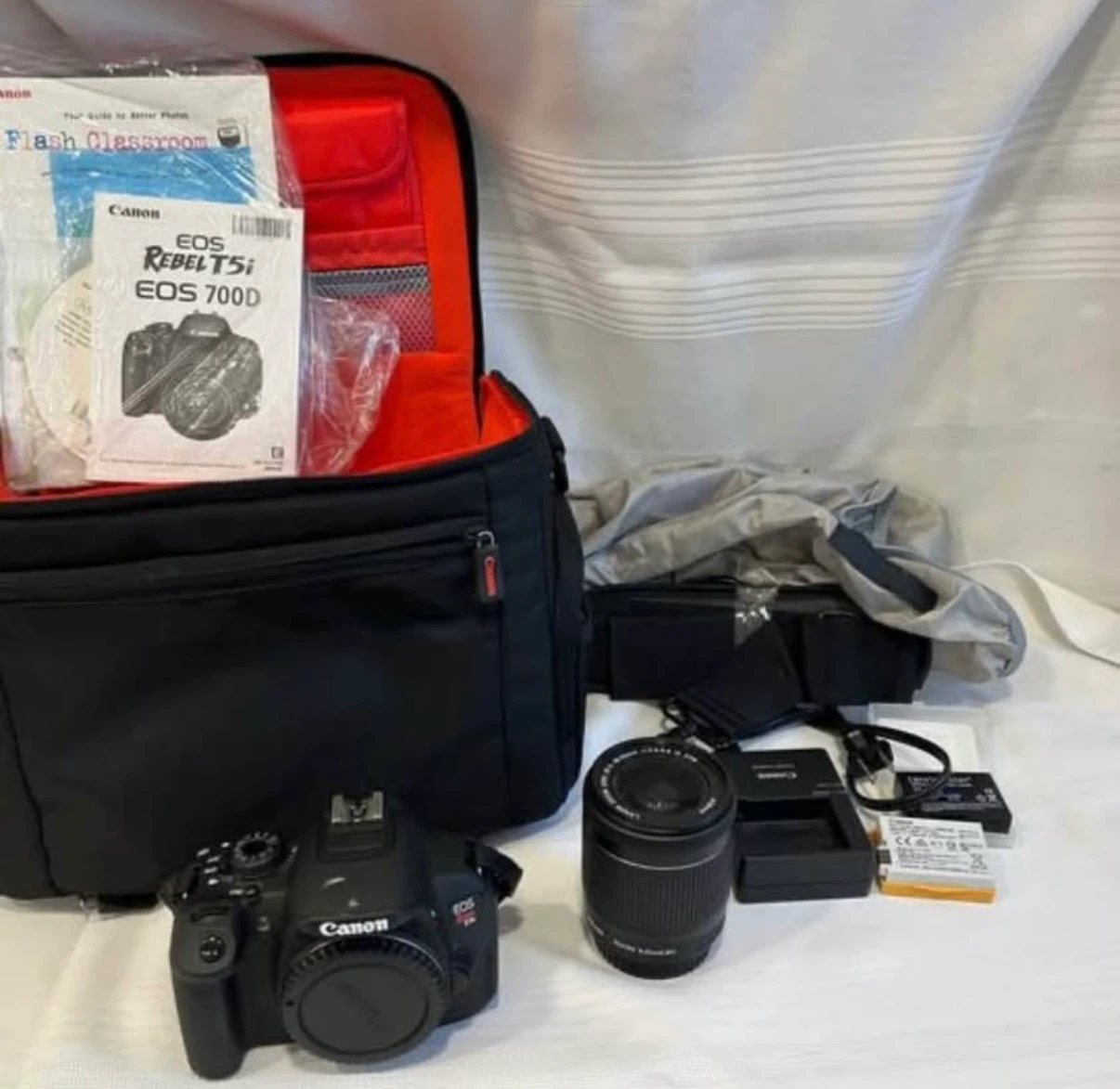 Canon EOS Rebel T5i DSLR Camera Bundle with Lens and Bag