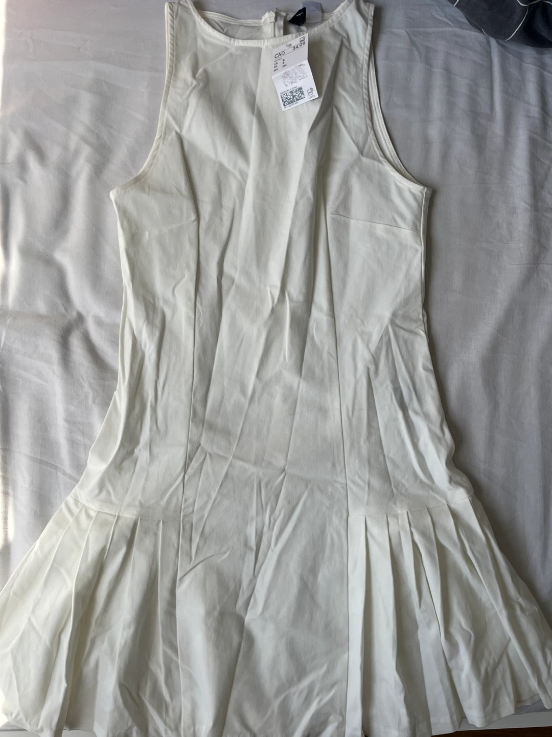 H&M White Sleeveless Dress