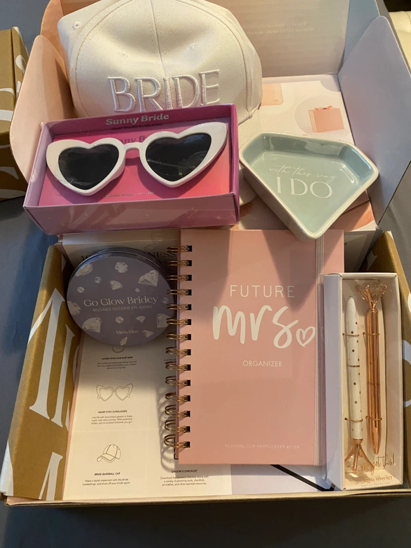 Bride to Be Gift Box