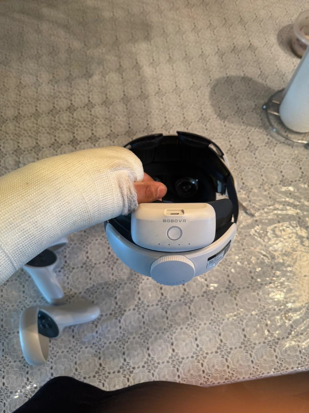 Meta Quest 2 VR Headset with Controllers with custom head strap - photo 3