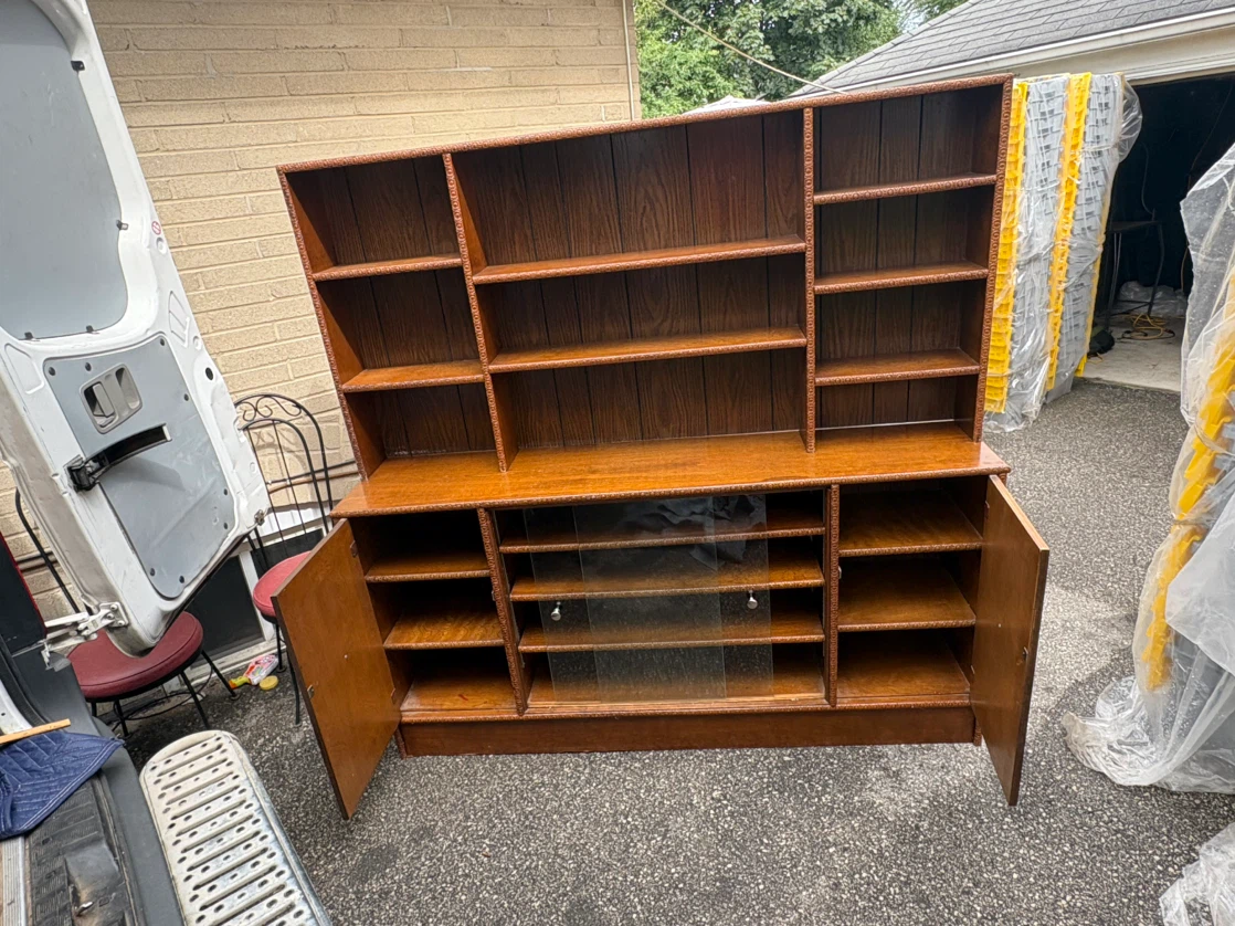 Free delivery used antique Wooden Bookcase with Cabinet Storage