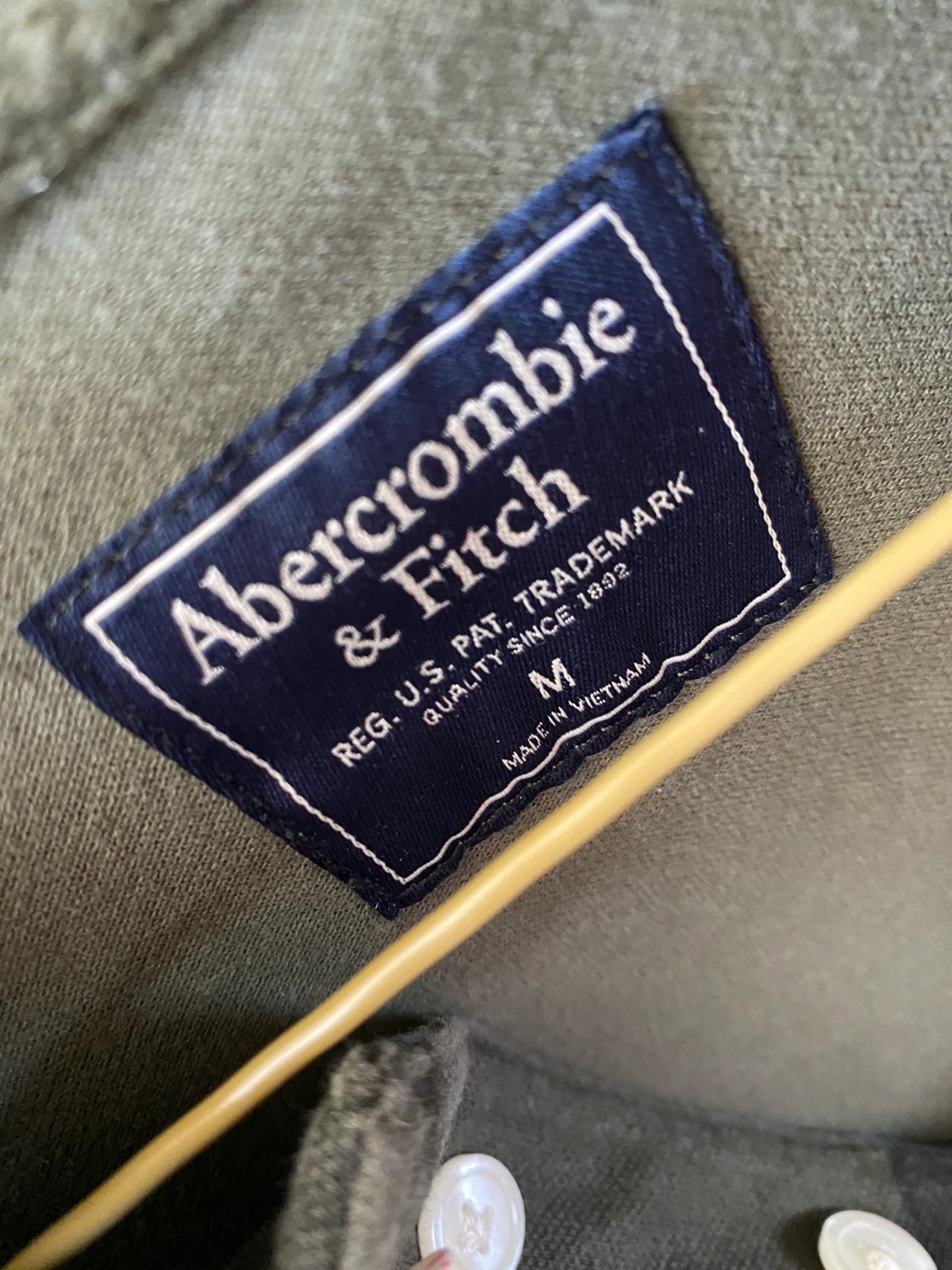 Abercrombie & Fitch Camo Polo Shirt - Medium - photo 3