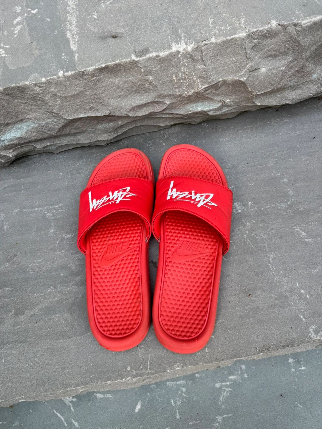 Stylish Nike Men's Slippers. $ 12