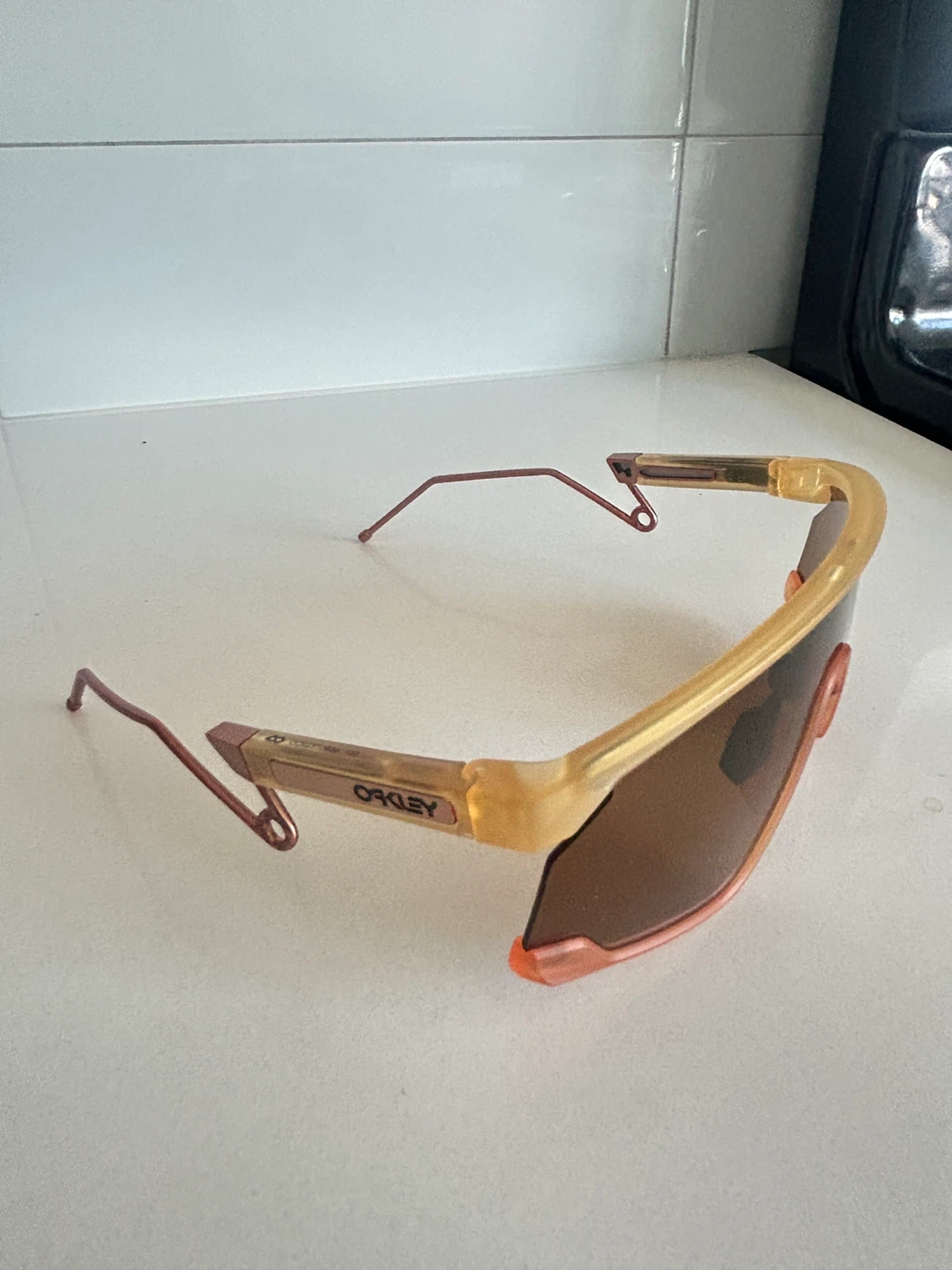 Oakley sunglasses metal temples - photo 2