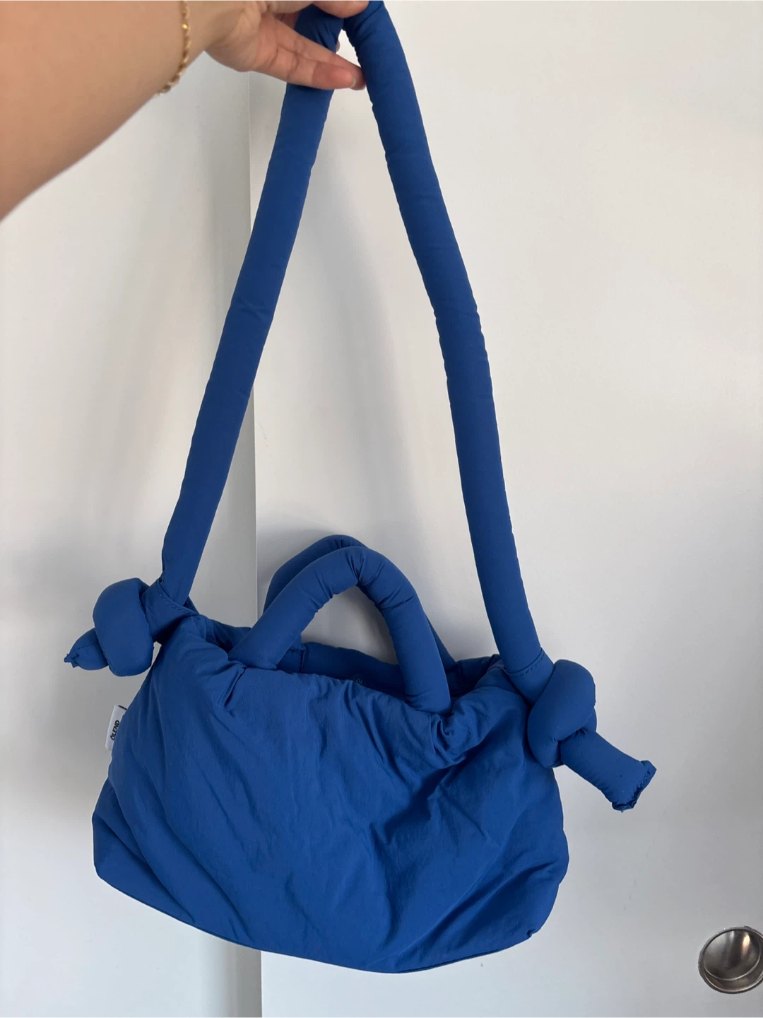 Olend Blue Puffy Shoulder Bag