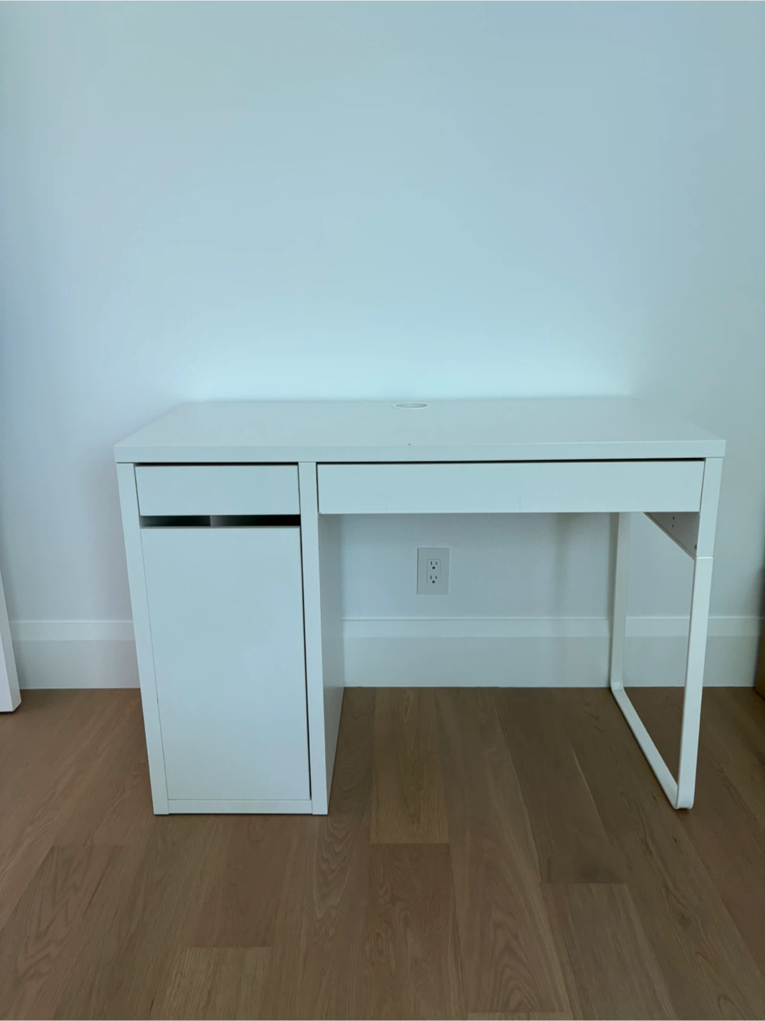 White desk
