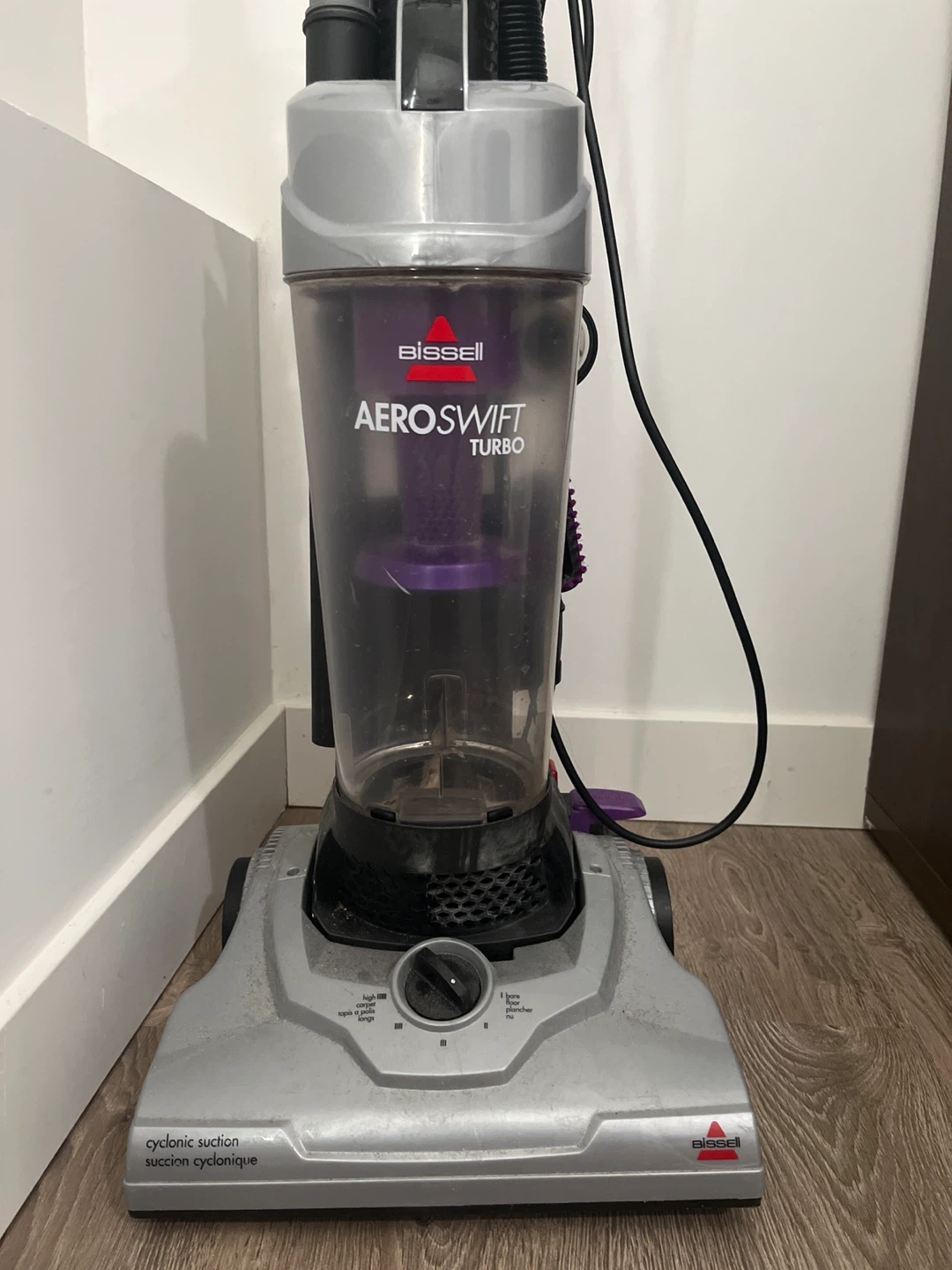 Bissell AeroSwift Turbo Upright Vacuum Cleaner - photo 2