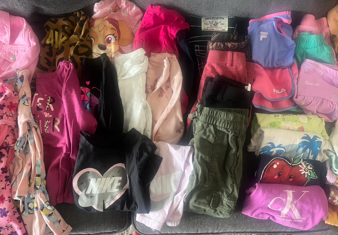 Girls 3T-4T Kids Clothing Bundle - photo 3