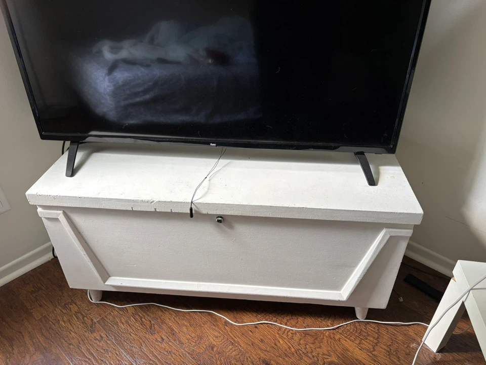 Cedar White Storage Chest Coffee Table