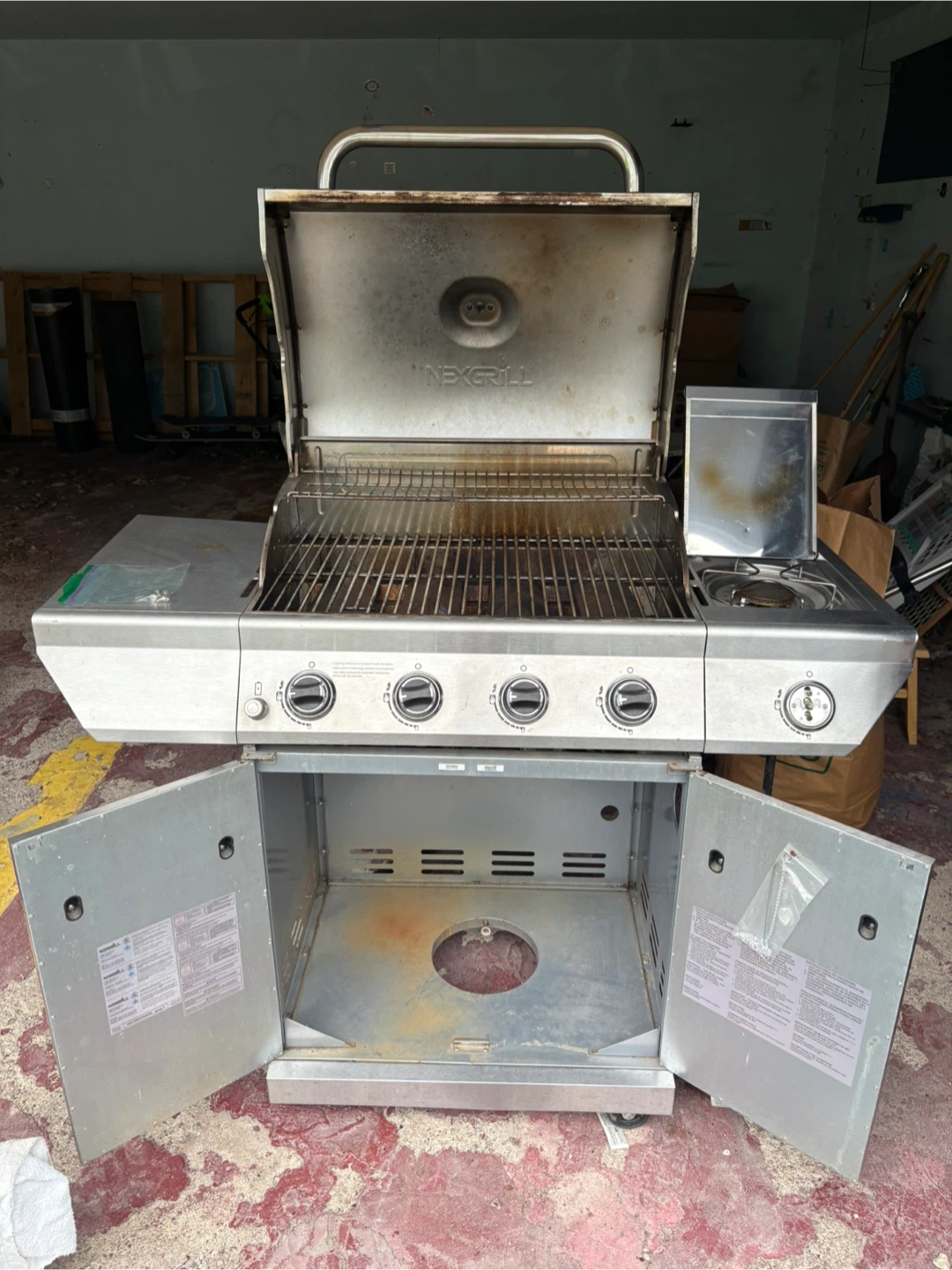 Nexgrill 4-Burner Stainless Steel Gas Grill - photo 3
