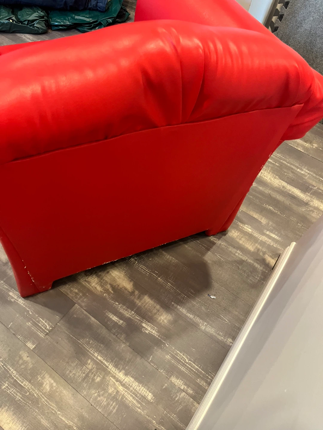 Super Bowl 50 Red Budweiser Armchair - photo 3