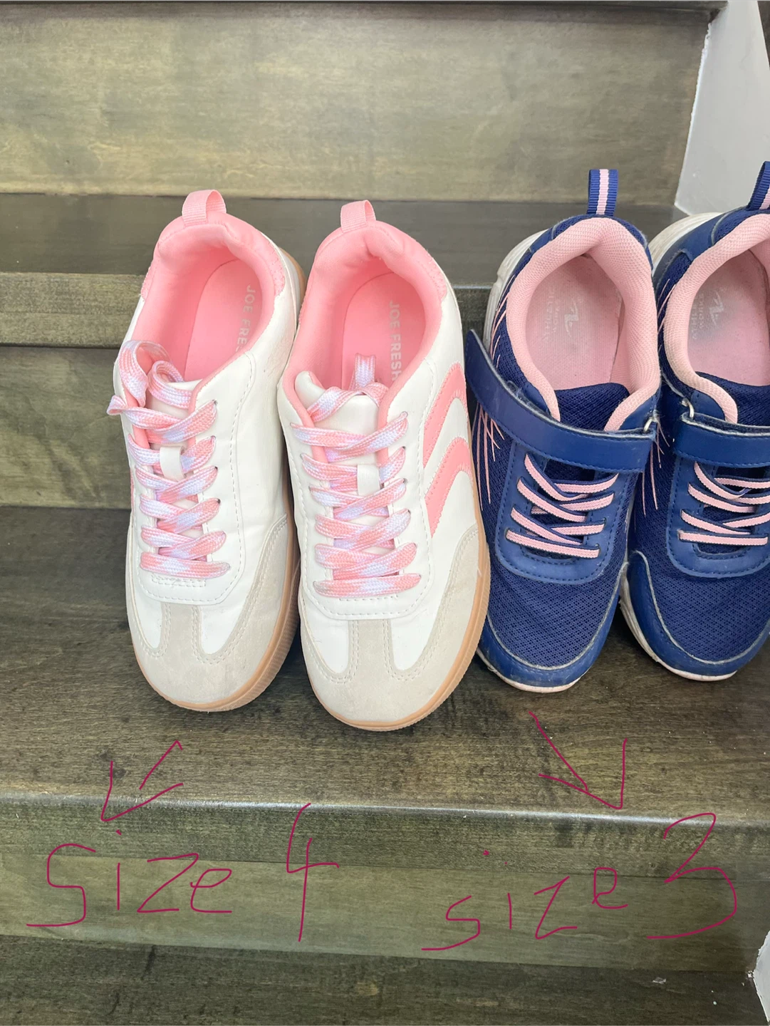 Joe Fresh Kids Shoes - White/Pink Size 4