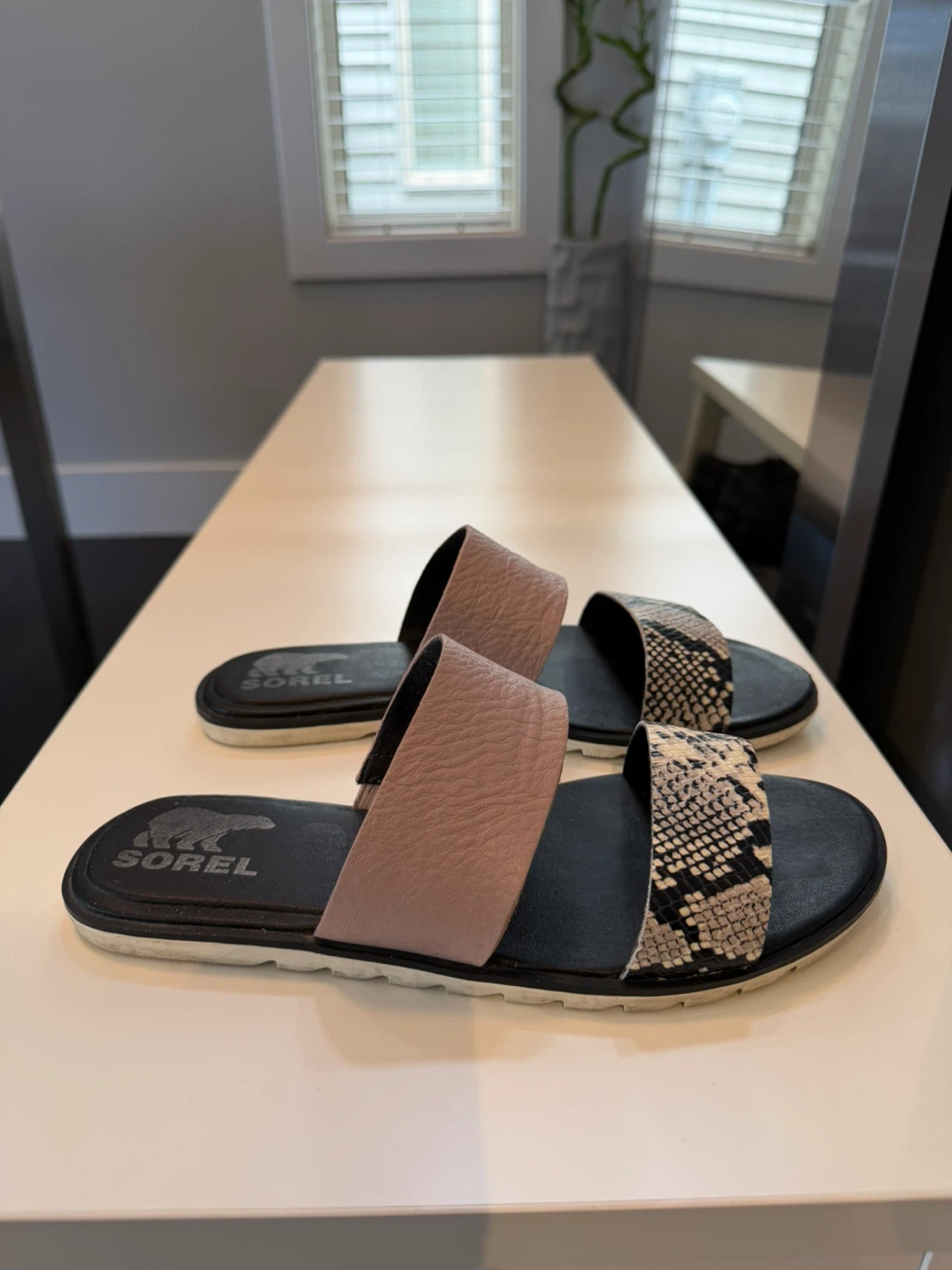 Sorel Women's Slip On Sandals Size 8.5 - photo 2