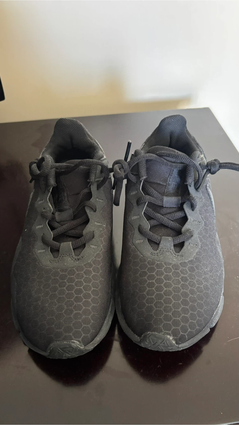 Nike Black Training Shoes women's - photo 2