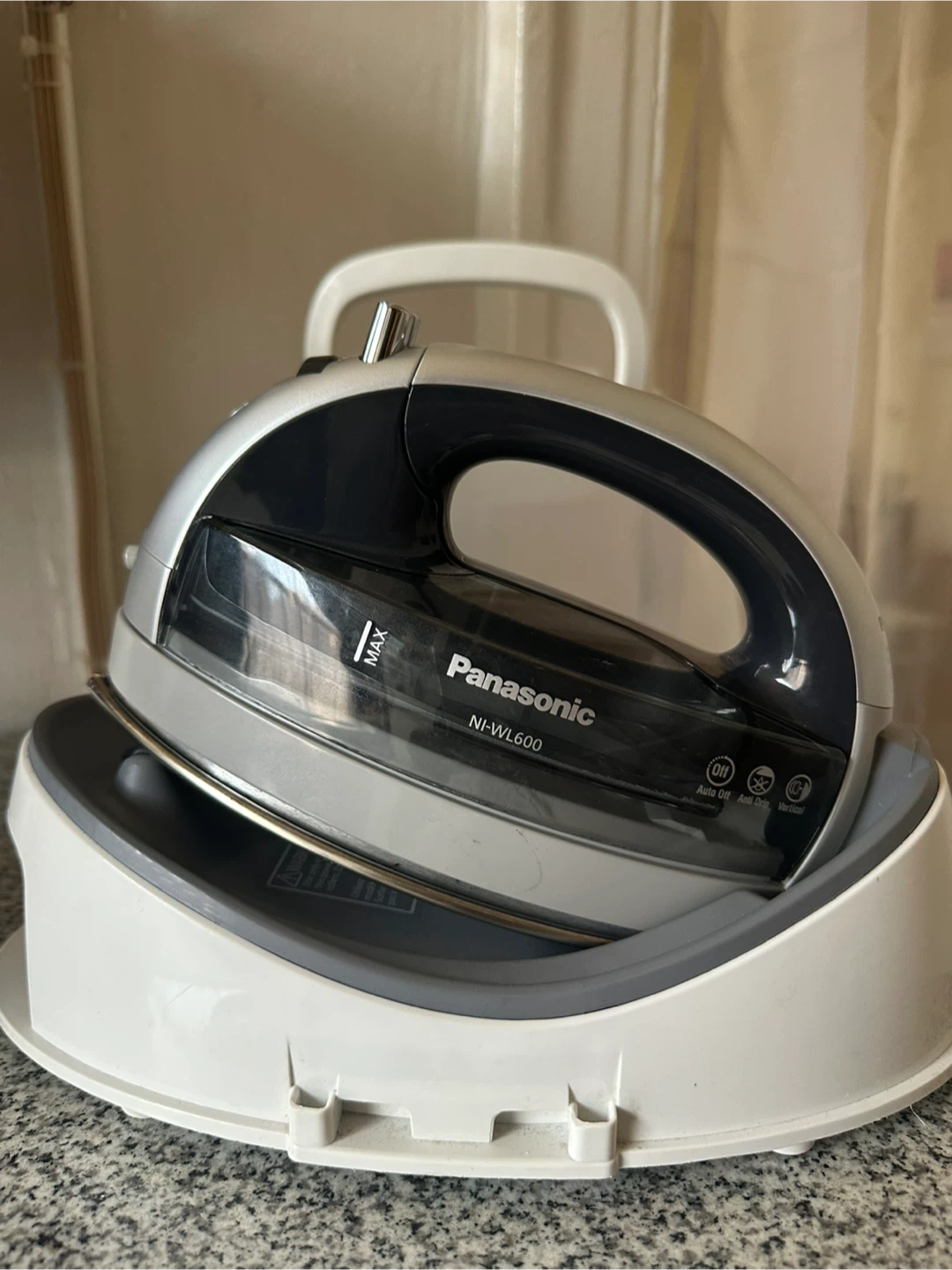 Panasonic NI-WL600 Cordless Iron