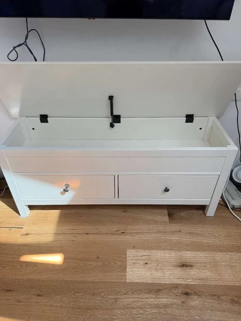 IKEA HEMNES TV stand with storage - photo 2