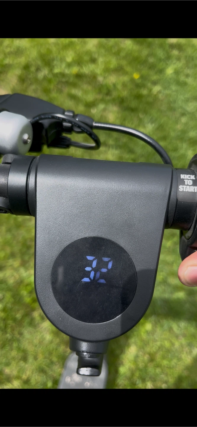 (32KM/H)Jetson Knight Folding Electric Scooter - photo 2