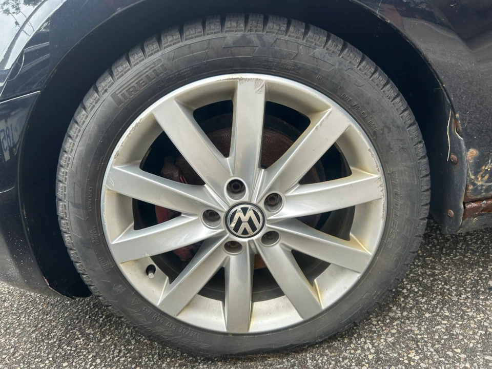 2011 vw golf 2.5  standard