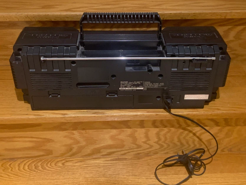 Sharp 2-Way 4-Speaker Boombox - photo 2