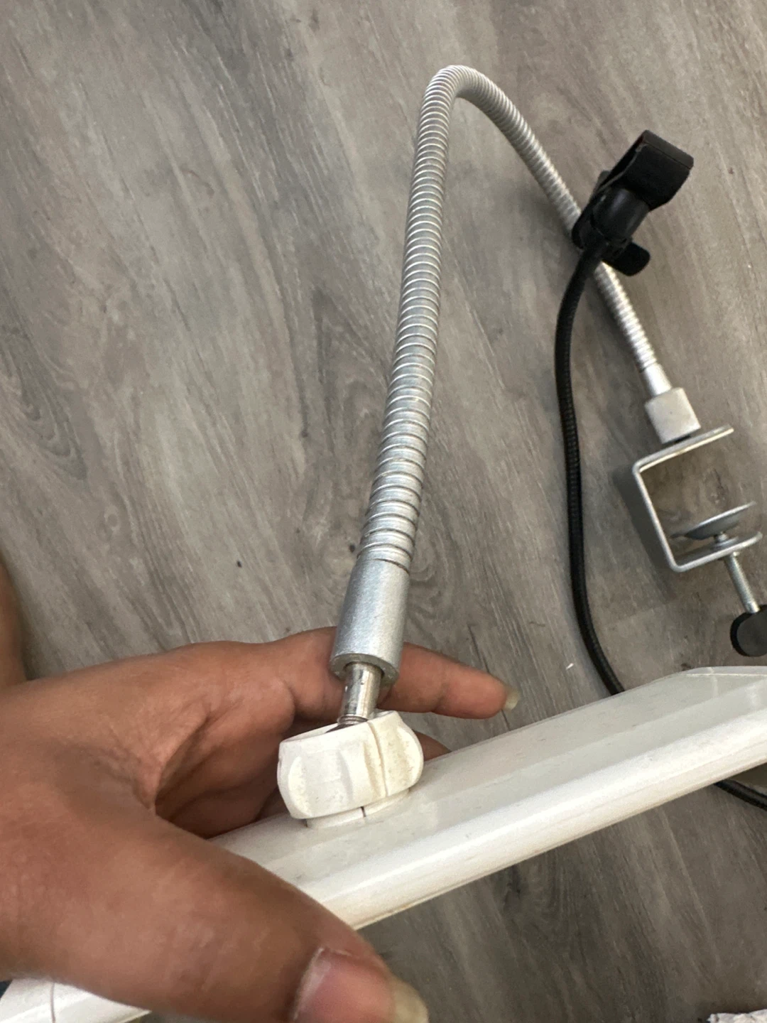 Flexible Gooseneck Phone and tab Holder with Clamp - photo 2