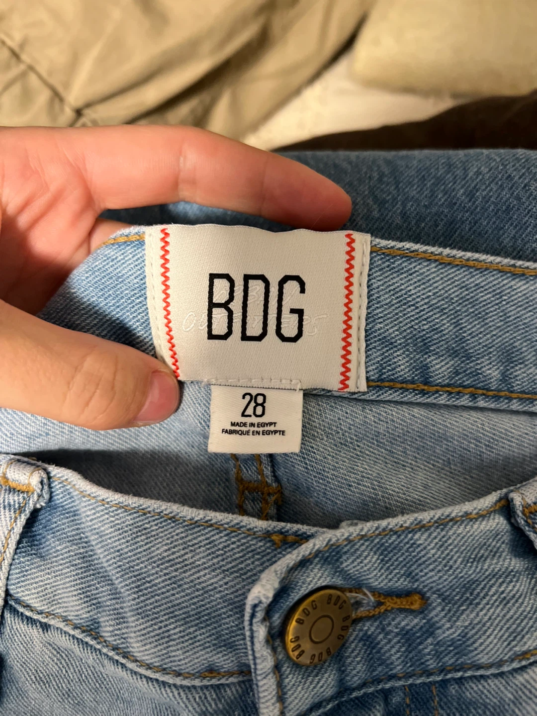 BDG Light Wash Denim Jeans Size 28 - photo 4