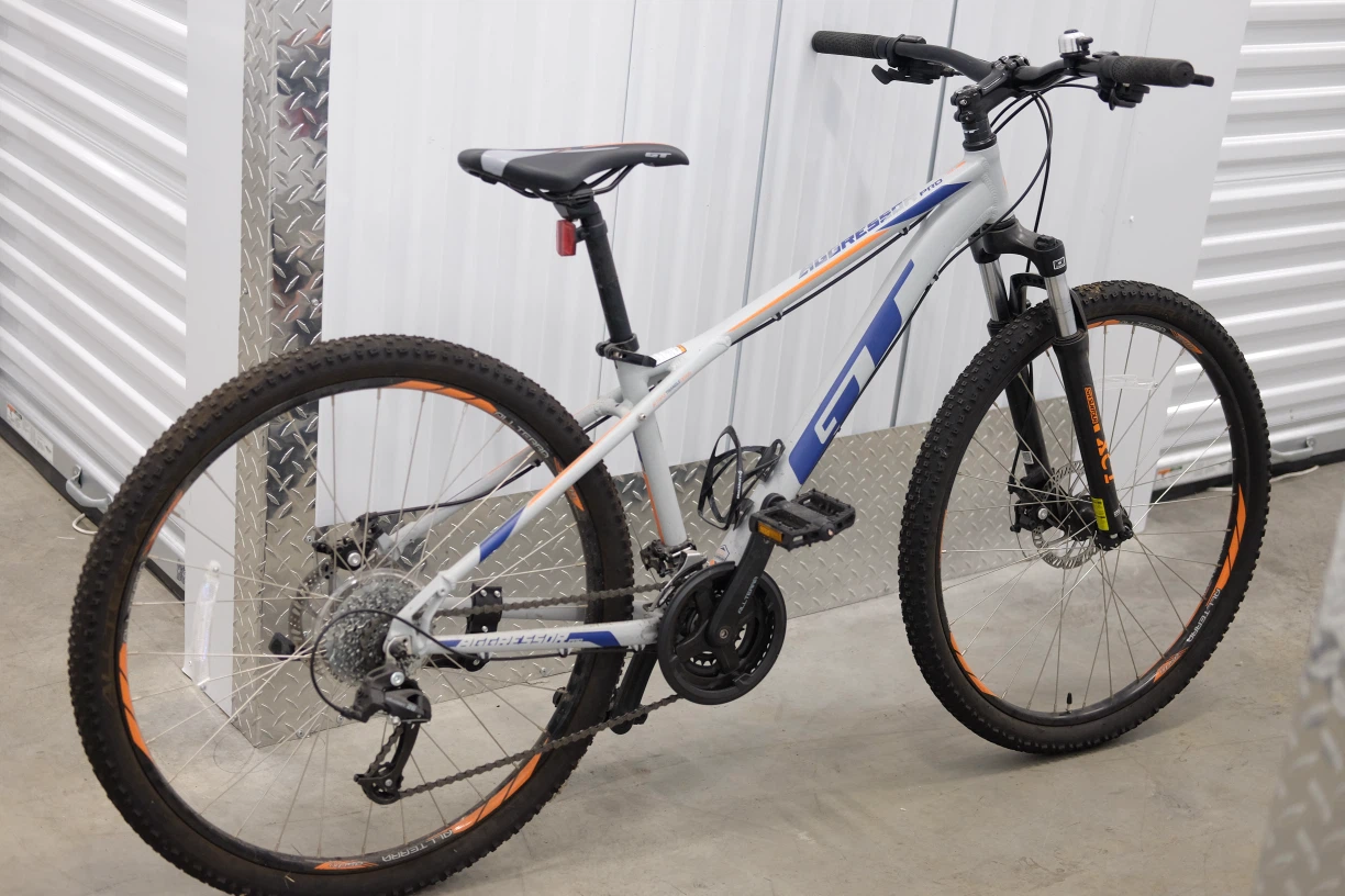GT Aggressor Pro Mountain Bike - photo 2