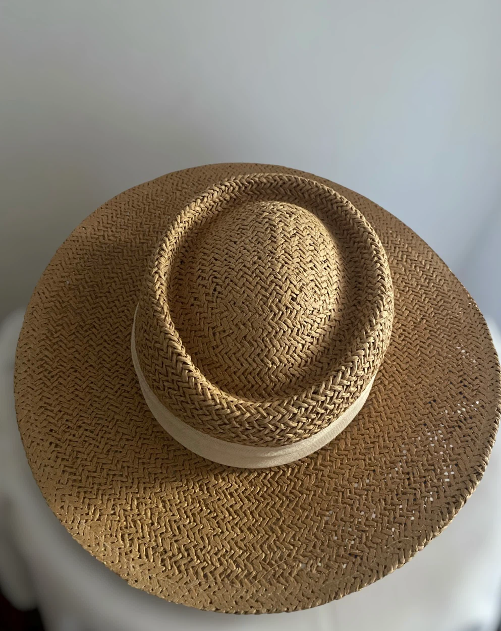 Straw Sun Hat with Cream Ribbon - photo 2